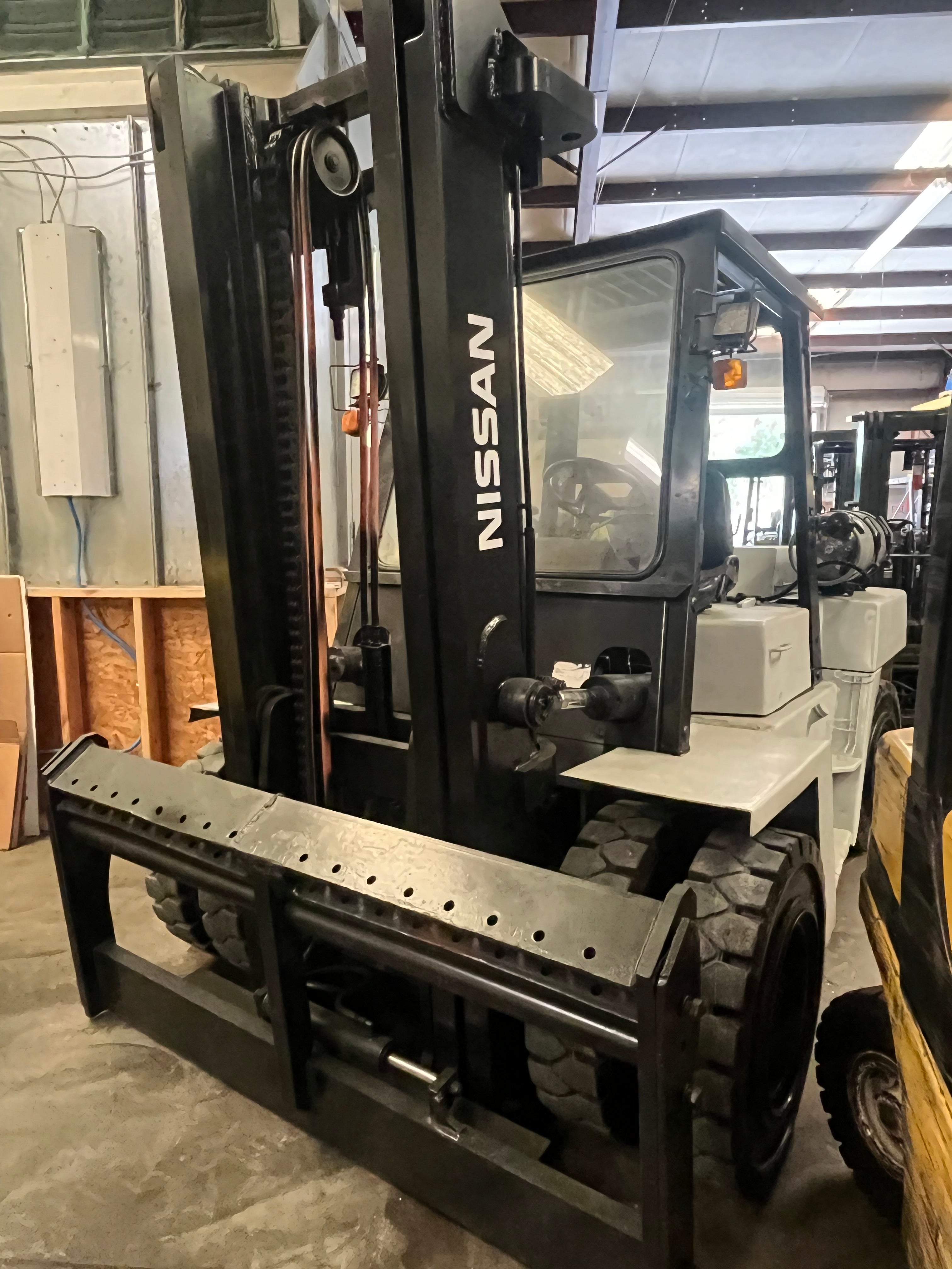Nissan JF05H70PV 14,000 lb. Rough Terrain Forklift w/ Sideshift 130"H