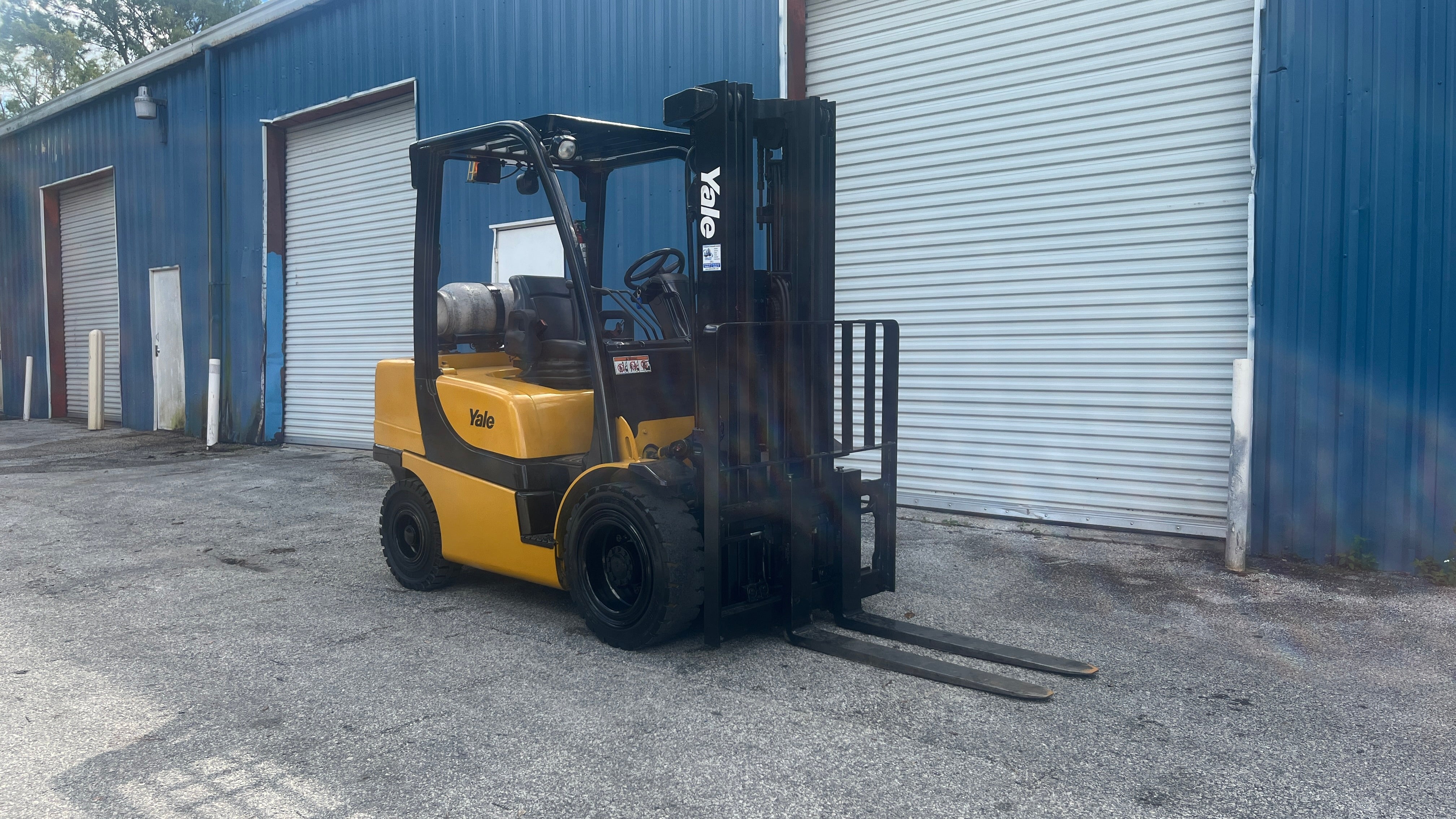 2012 Yale GLP060VX 6000 lb. LPG Forklift w/ Sideshift 189"H