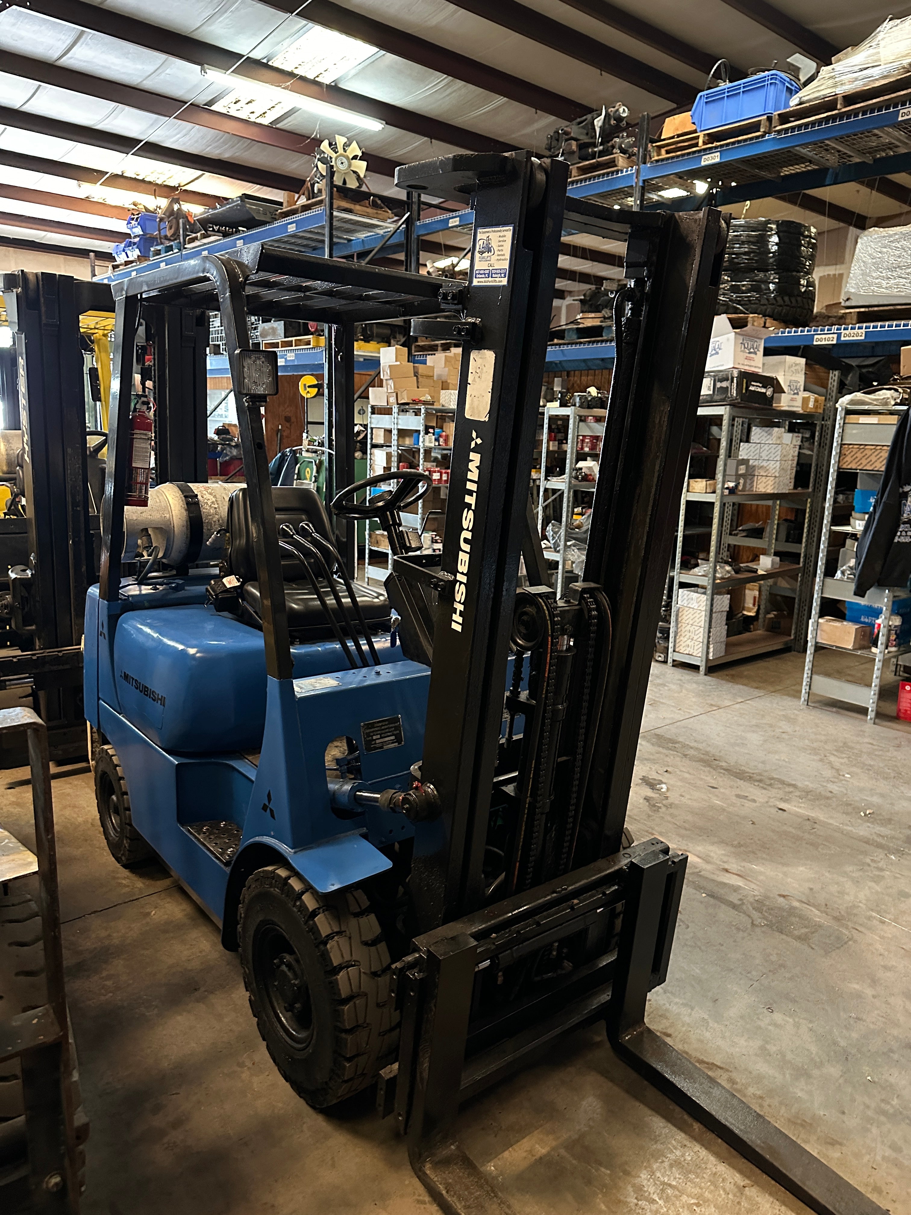 Mitsubishi FG15 3000 lb. LPG Forklift w/ Sideshift & Solid Pneumatic 187"H