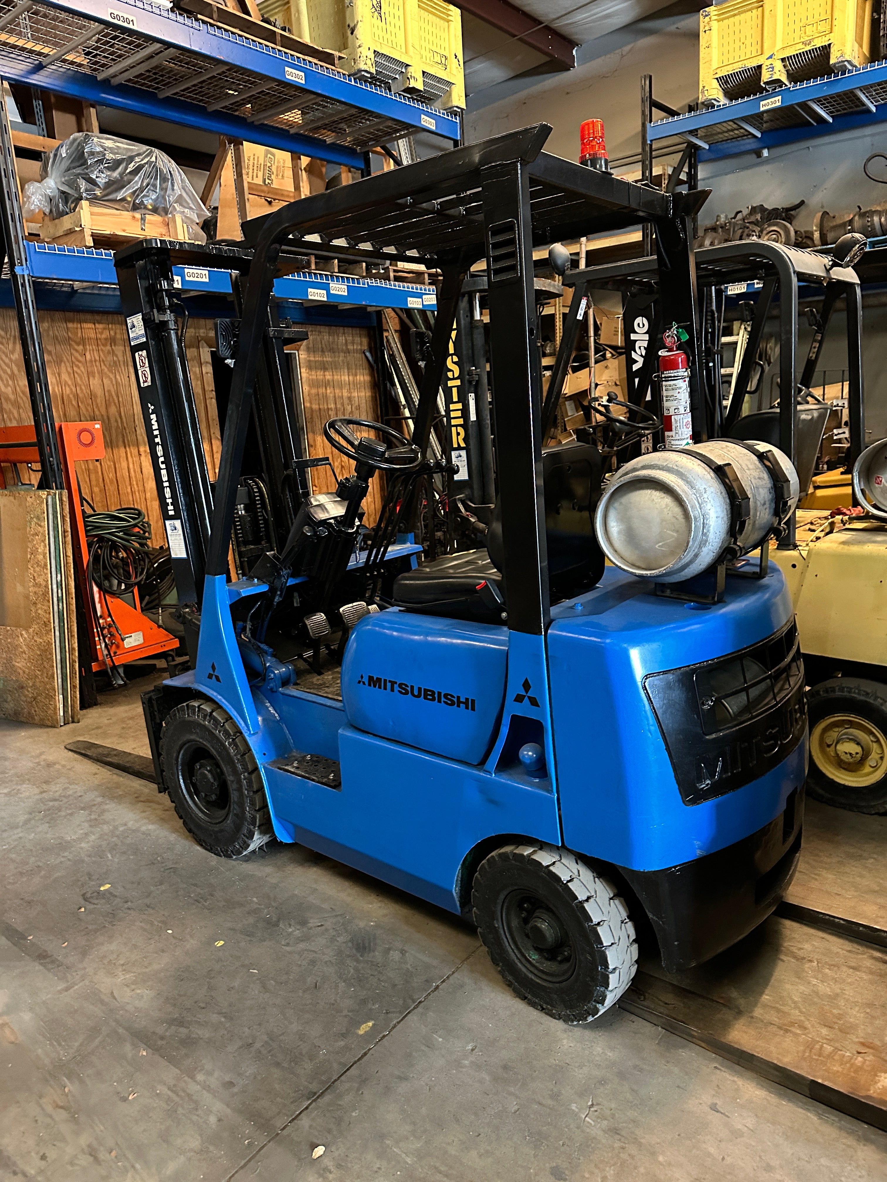 Mitsubishi FG15 3000 lb. LPG Forklift w/ Sideshift & Solid Pneumatic 187"H
