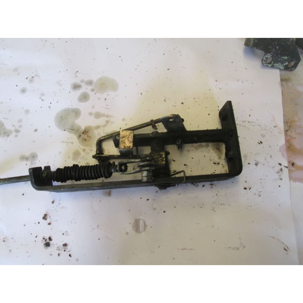 Yale Benada Accelerator And Wire - Parts