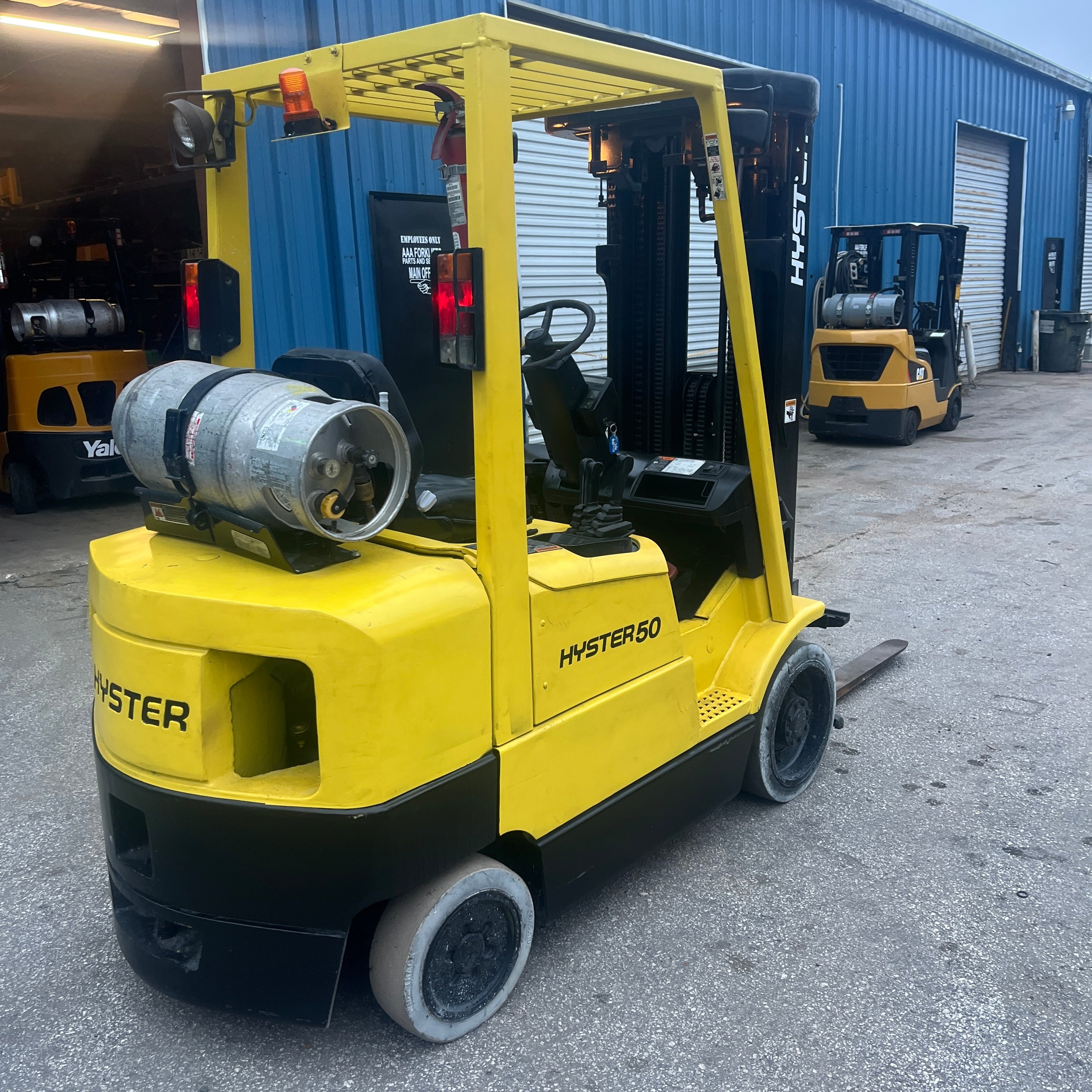 AAA Forklifts - Hyster S50XM 5000 lb. LPG Forklift w/ Sideshift