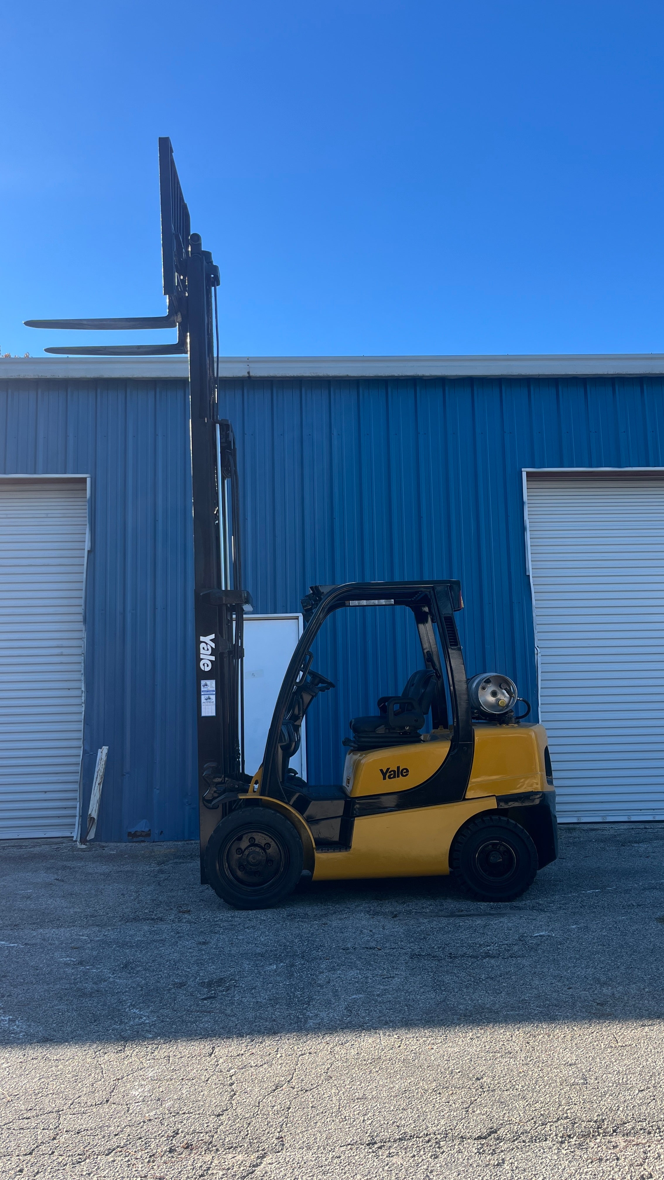2012 Yale GLP060VX 6000 lb. LPG Forklift w/ Sideshift 189"H