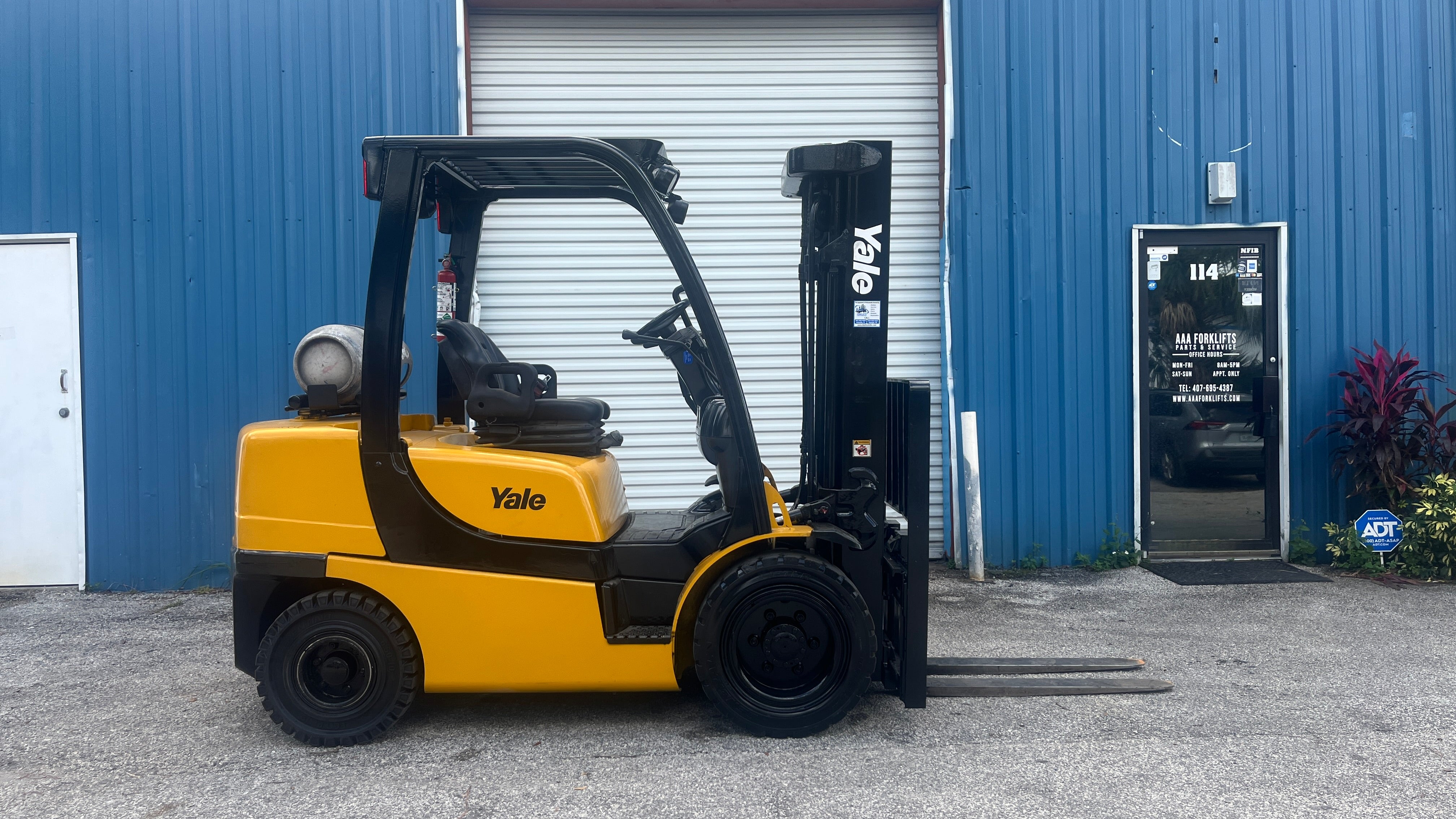 2012 Yale GLP060VX 6000 lb. LPG Forklift w/ Sideshift 189"H