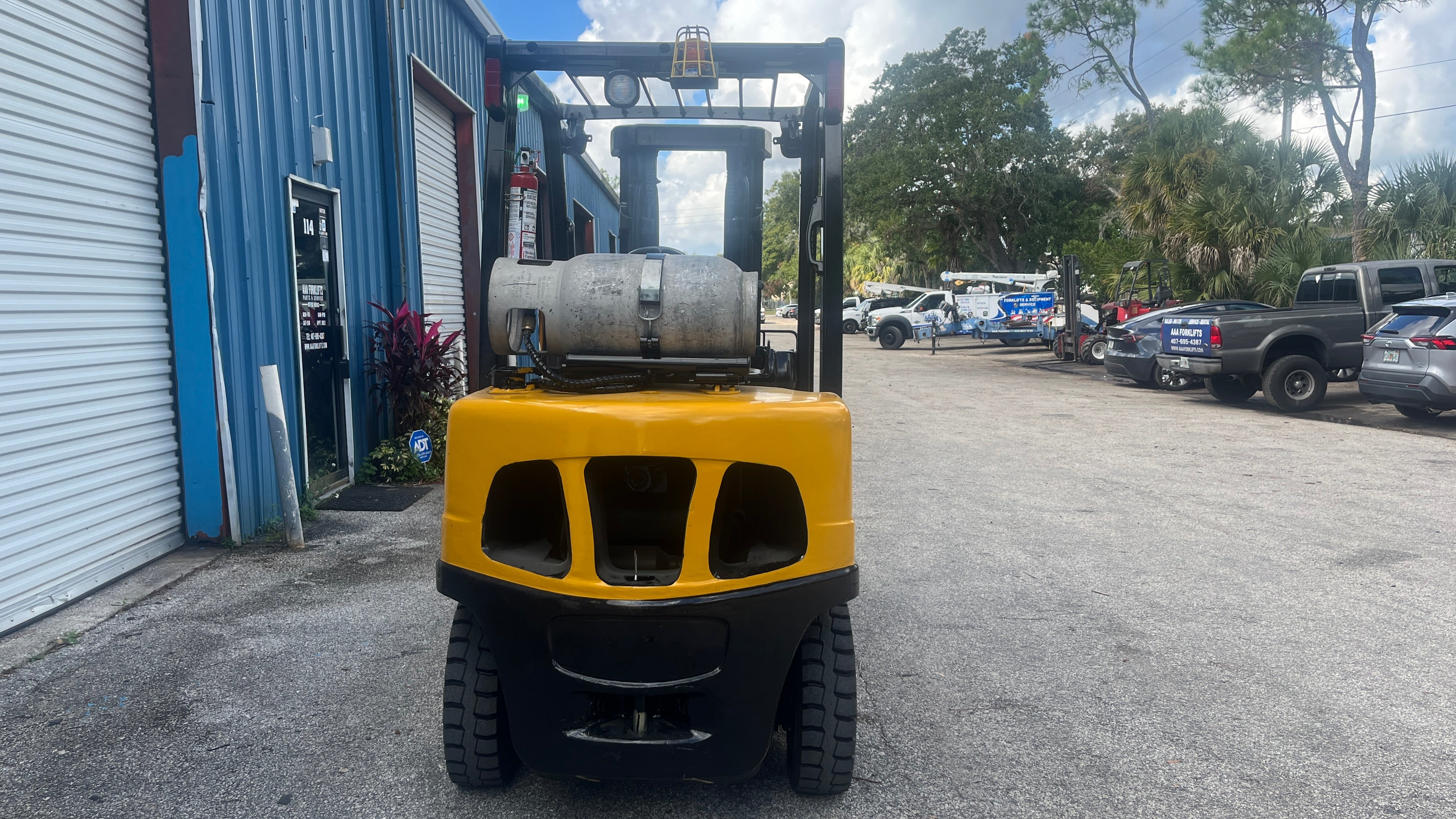 2012 Yale GLP060VX 6000 lb. LPG Forklift w/ Sideshift 189"H