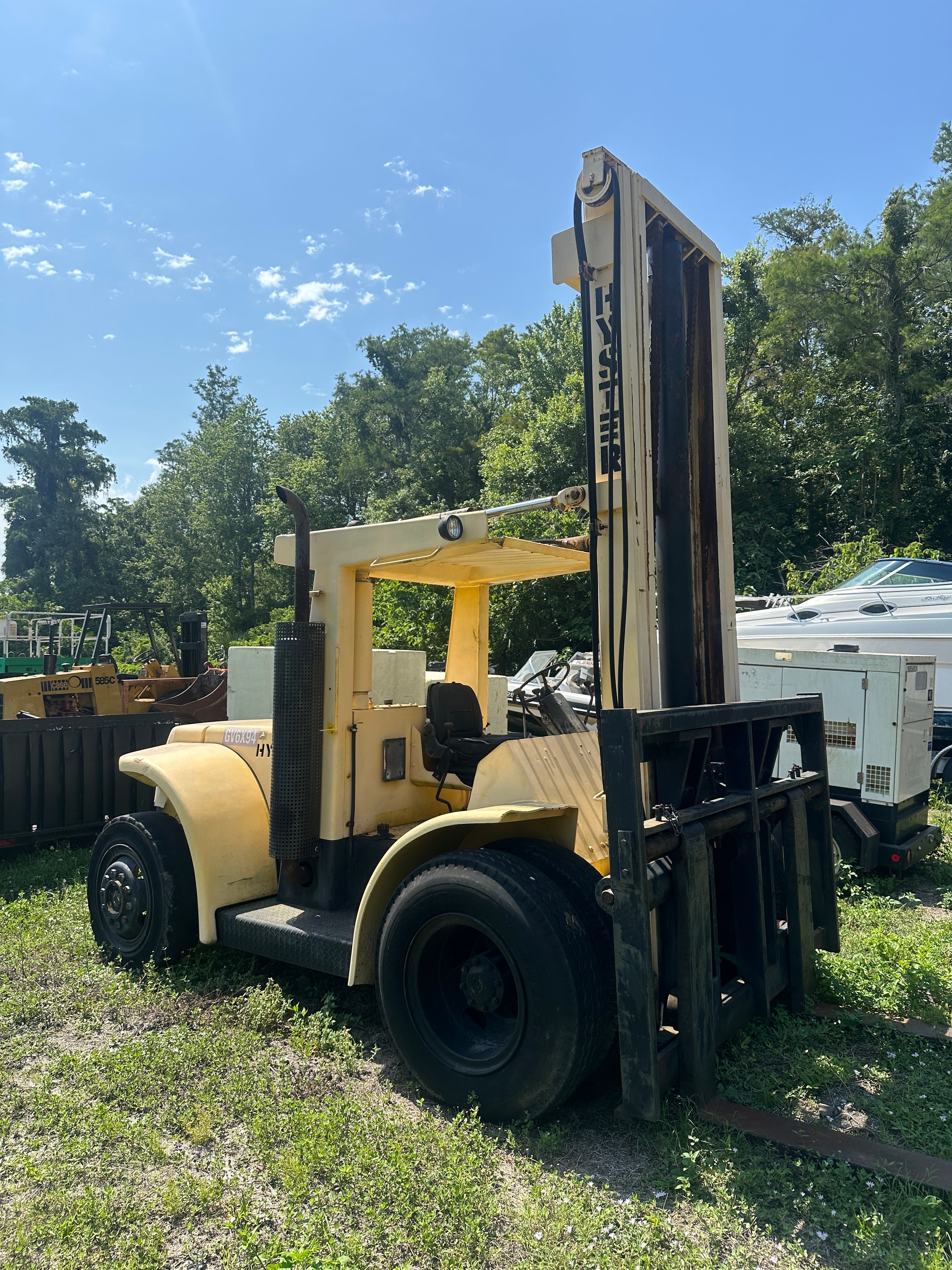 Hyster H200HS 20,000 lb. Diesel Forklift w/ Sideshift & Dual Wheel