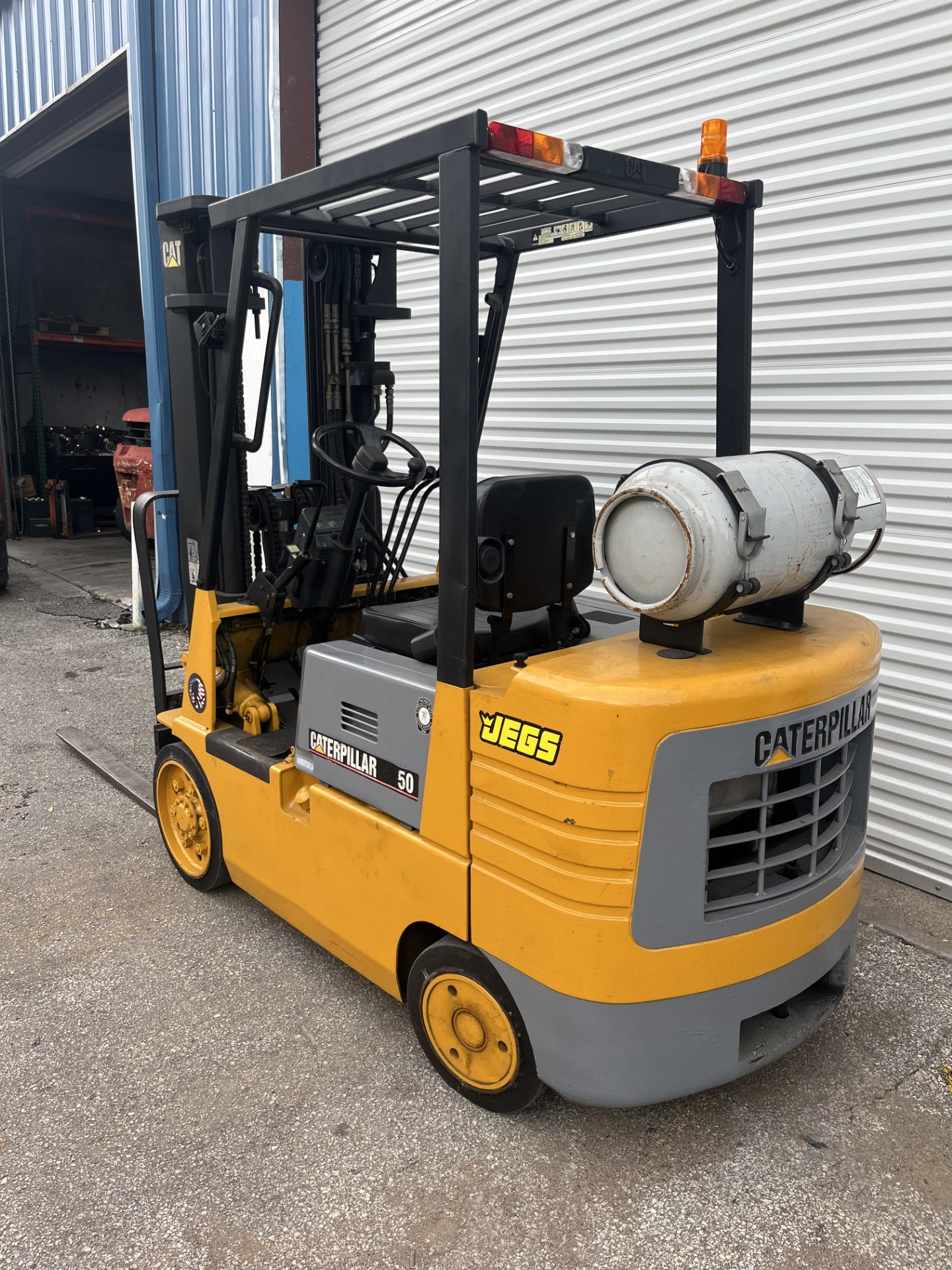 AAA Forklifts - Caterpillar GC25 5000 lb. LPG Forklift w